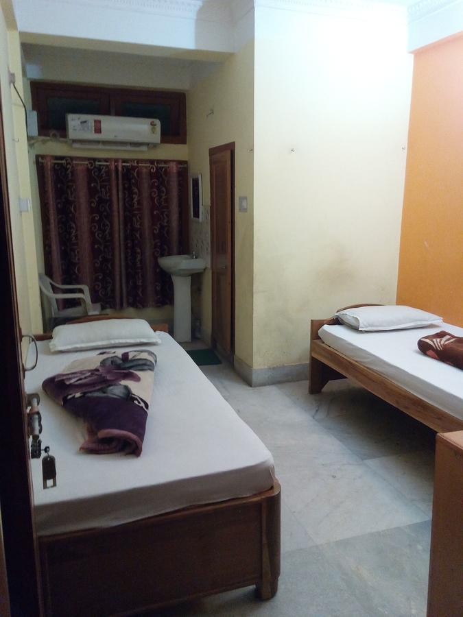 Dispur Lodge Guwahati Zewnętrze zdjęcie