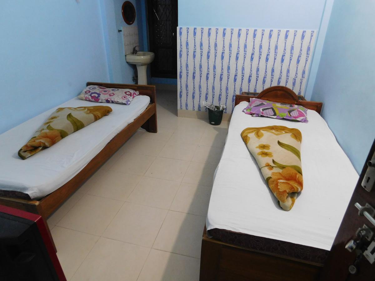 Dispur Lodge Guwahati Zewnętrze zdjęcie