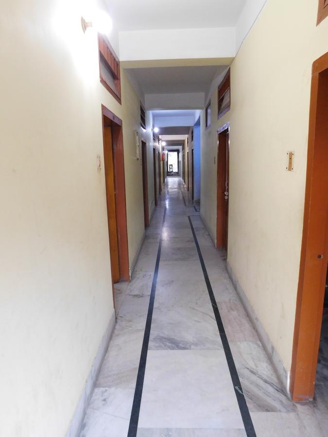 Dispur Lodge Guwahati Zewnętrze zdjęcie